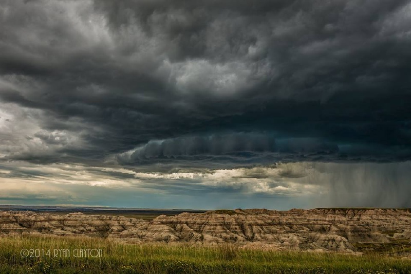 Black-Hills-SD/800x600_Storm over Badlands.jpg